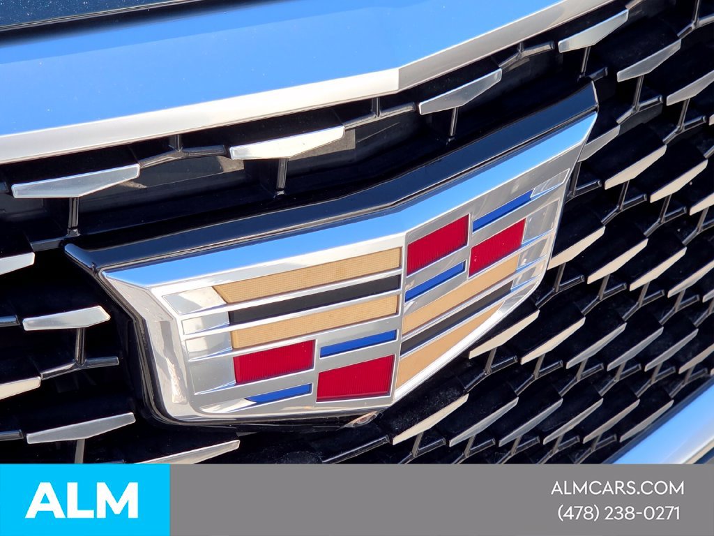 Used 2024 Cadillac XT6 Premium Luxury w/ Technology Package AWD/4WD image 4