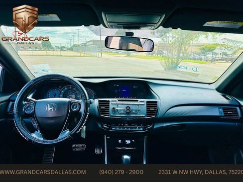 Used 2016 Honda Accord Sport image 11