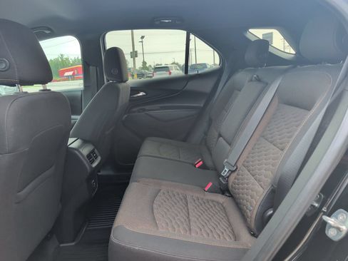 Used 2019 Chevrolet Equinox LT w/ Driver Convenience Package FWD image 17