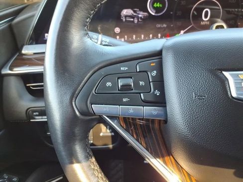 Used 2024 Cadillac Escalade Premium Luxury w/ Performance Package AWD/4WD image 34