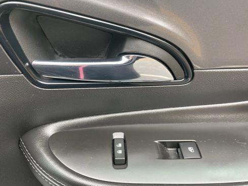 Certified 2021 Buick Encore Preferred image 13