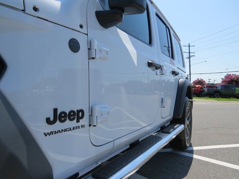 New 2025 Jeep Wrangler Sport S image 14