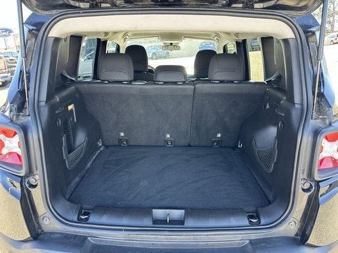 Used 2019 Jeep Renegade Sport w/ Sport Appearance Group image 34