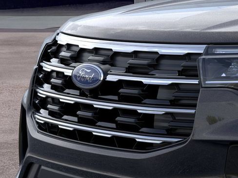 New 2026 Ford Explorer Active w/ Active Comfort Package RWD image 17