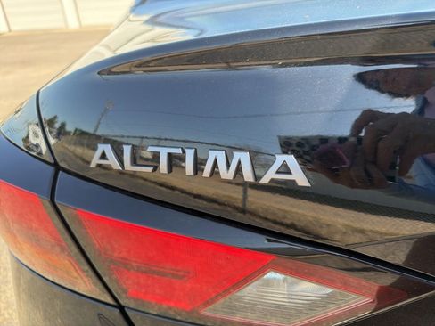 Used 2024 Nissan Altima 2.5 SL AWD/4WD image 50