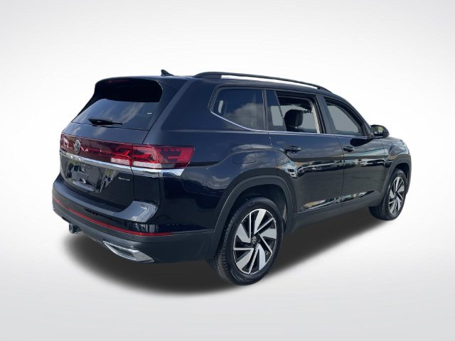 Used 2025 Volkswagen Atlas SE AWD/4WD image 9