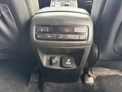 Used 2021 Hyundai Palisade SEL w/ Premium Package image 13