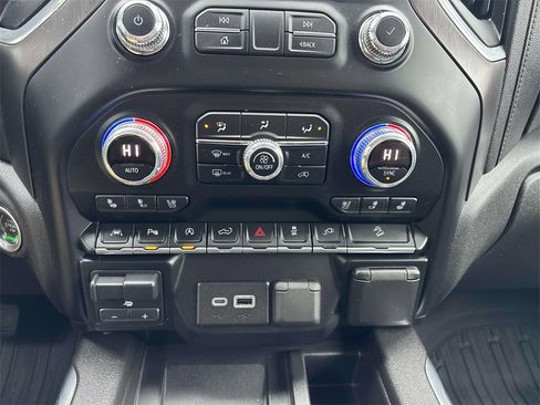 Used 2019 GMC Sierra 1500 AT4 w/ AT4 Premium Package image 27