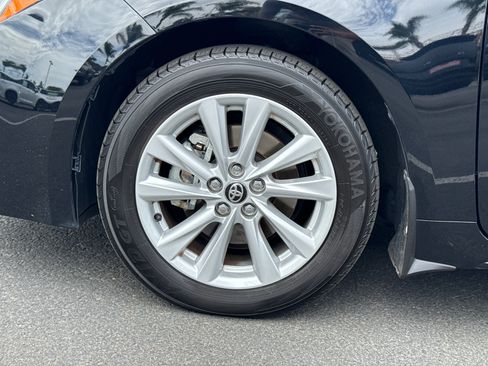 Certified 2023 Toyota Corolla SE FWD image 6
