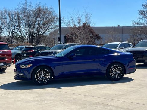Used 2016 Ford Mustang Premium image 6