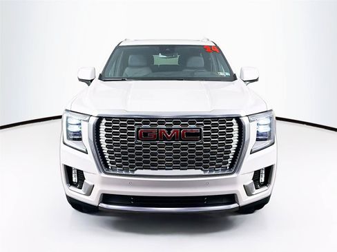 Used 2024 GMC Yukon Denali AWD/4WD image 13
