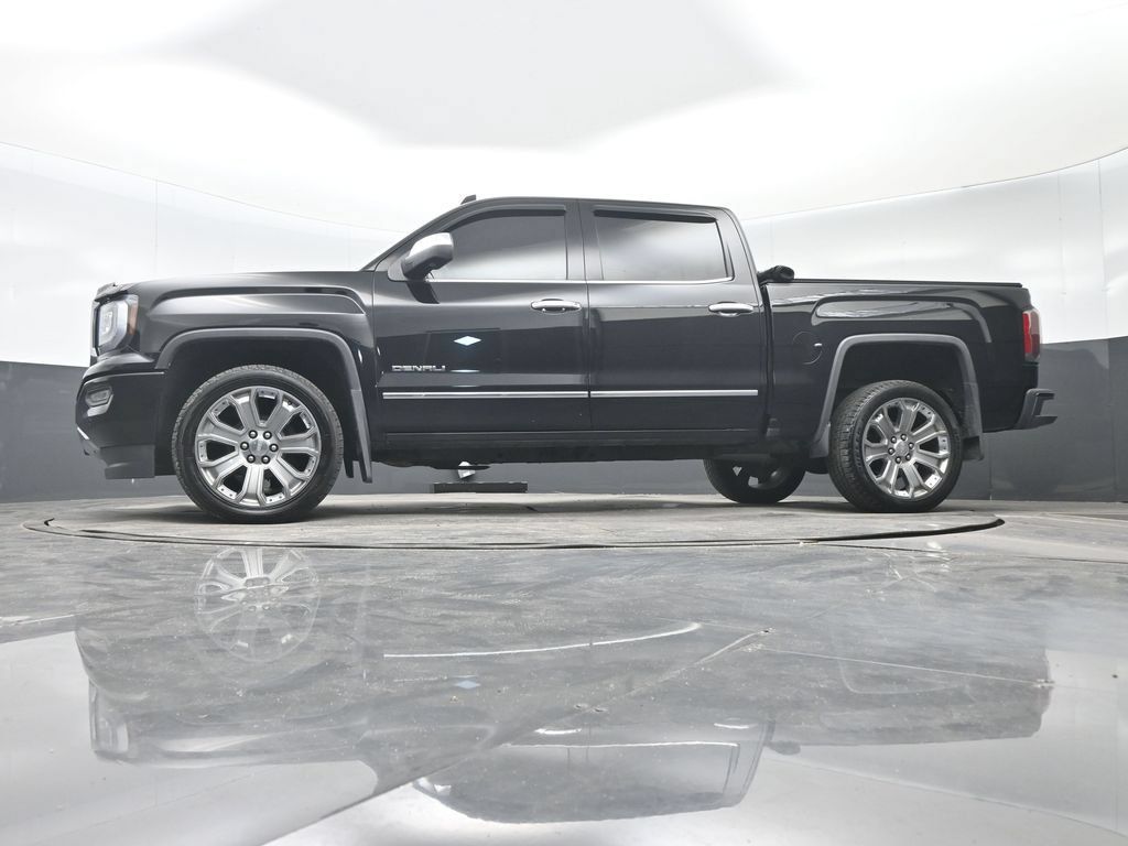 Used 2017 GMC Sierra 1500 Denali w/ Denali Ultimate Package AWD/4WD image 27