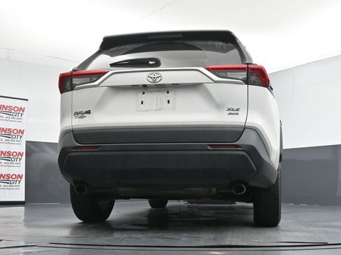 Used 2021 Toyota RAV4 XLE w/ Convenience Package AWD/4WD image 23