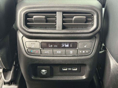 Certified 2023 Honda Pilot Elite image 19