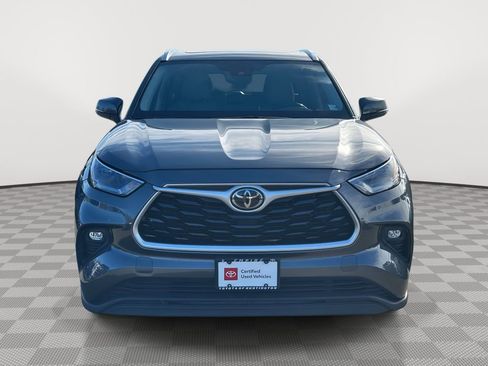 Used 2021 Toyota Highlander XLE image 7