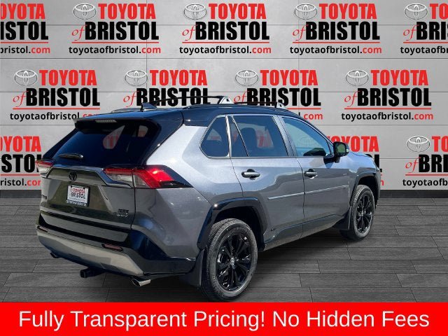 Used 2025 Toyota RAV4 XSE w/ Weather Package AWD/4WD image 3