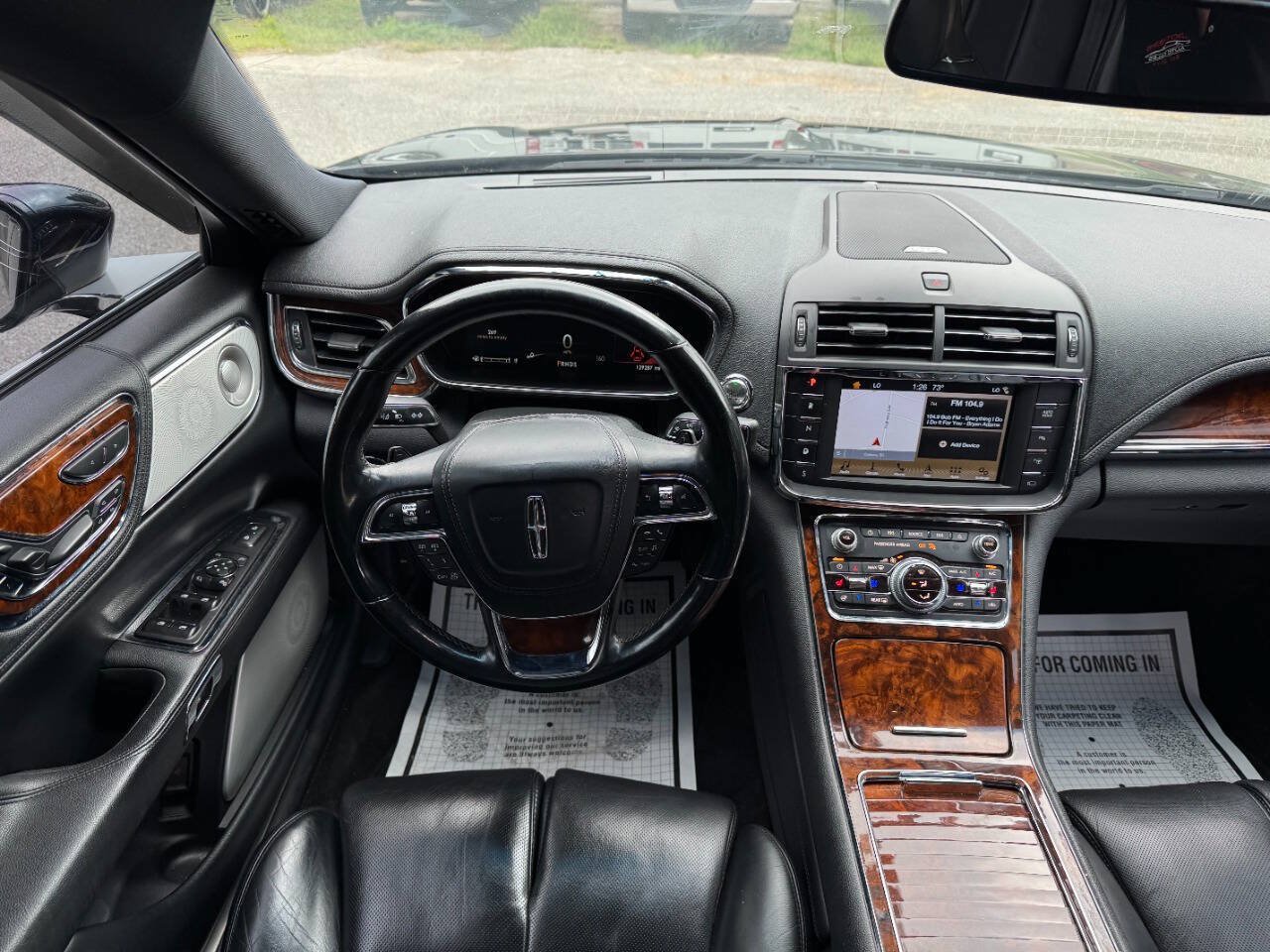 Used 2017 Lincoln Continental Reserve w/ Luxury Package AWD/4WD image 15