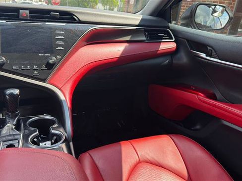 Used 2019 Toyota Camry XSE FWD image 26