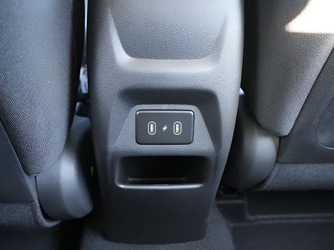 New 2026 Hyundai Venue SEL FWD image 17