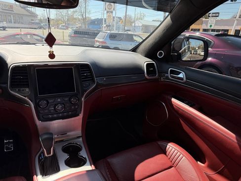 Used 2018 Jeep Grand Cherokee Trackhawk image 14