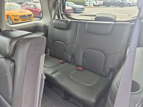 Used 2007 Nissan Pathfinder SE w/ SE Premium Pkg image 16