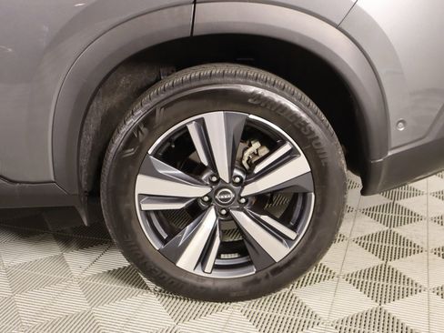 Used 2023 Nissan Rogue SL w/ SL Premium Package image 20