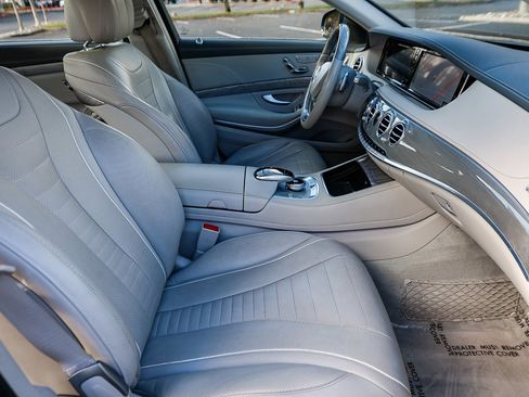 Certified 2017 Mercedes-Benz S 550 4MATIC Sedan image 17