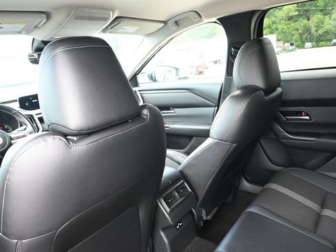 Used 2024 MAZDA CX-50 AWD 2.5 S w/ Preferred Package image 21