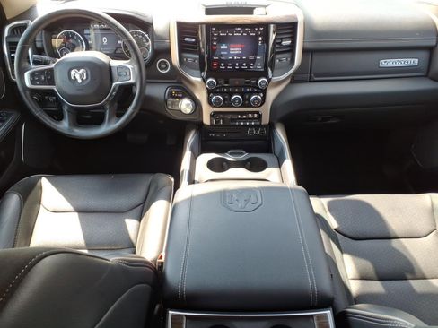 Used 2019 RAM 1500 Laramie image 11