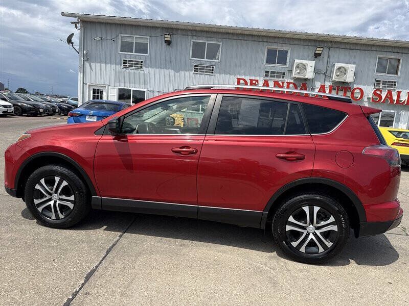 Used 2017 Toyota RAV4 LE w/ All Weather Liner Package FWD image 3