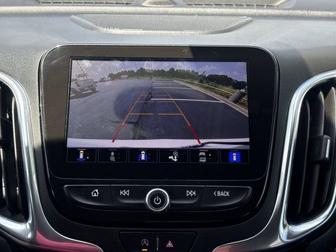 Certified 2022 Chevrolet Equinox Premier AWD/4WD image 17