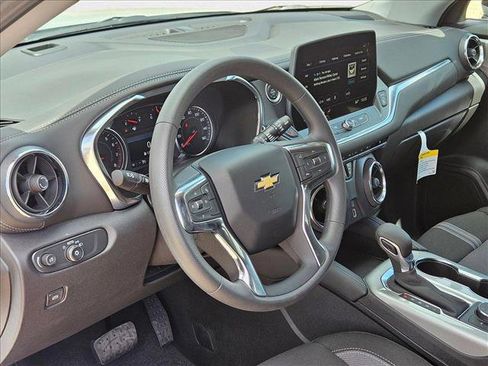New 2025 Chevrolet Blazer LT w/ Midnight/Sport Edition image 3
