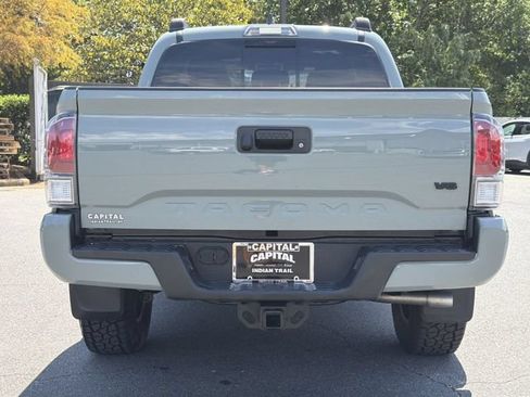 Used 2023 Toyota Tacoma TRD Sport AWD/4WD image 12