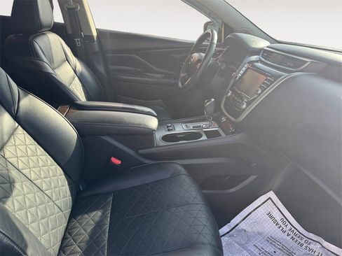 Used 2019 Nissan Murano Platinum w/ Cargo Package image 15