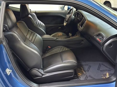 Used 2023 Dodge Challenger SRT Hellcat w/ Harmon/Kardon Sound Group image 25