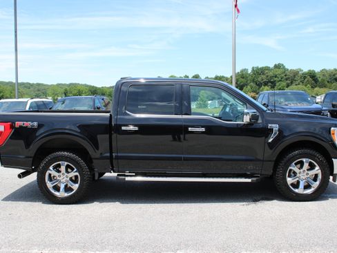 Used 2023 Ford F150 Lariat w/ FX4 Off-Road Package AWD/4WD image 5