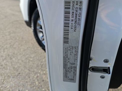Used 2021 Jeep Cherokee Latitude Lux AWD/4WD image 33