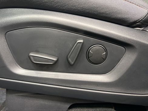 New 2026 Ford Explorer Active image 26