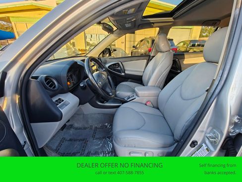 Used 2009 Toyota RAV4 Limited image 9