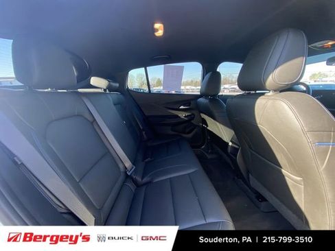 Certified 2025 Buick Envista Sport Touring w/ Convenience I Package image 30