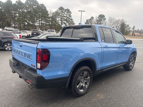 Used 2024 Honda Ridgeline TrailSport image 8