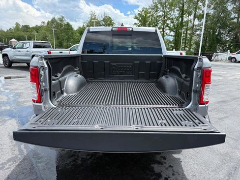 Used 2022 RAM 1500 Big Horn AWD/4WD image 30