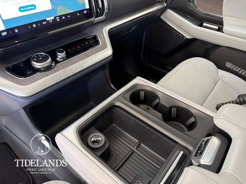 New 2026 Ford Expedition Platinum w/ Platinum Ultimate Package image 26