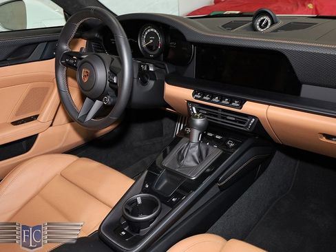Used 2024 Porsche 911 GT3 RWD image 23