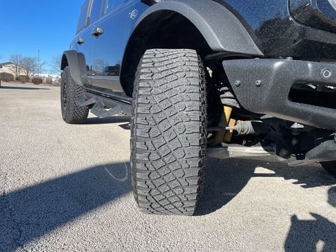 Used 2022 Ford Bronco Wildtrak image 17