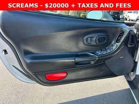 Used 2002 Chevrolet Corvette Z06 w/ Memory Pkg image 13