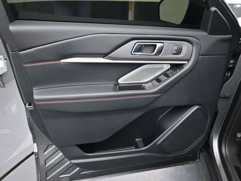 Used 2025 Ford Explorer ST w/ Sun And Sound Package image 16