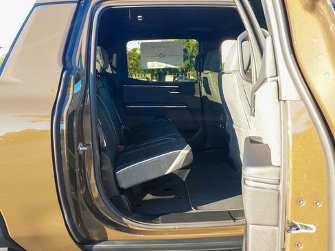 Used 2026 GMC Sierra EV Elevation image 14