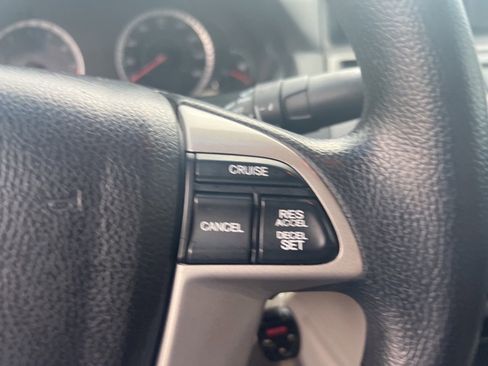 Used 2011 Honda Accord EX image 31