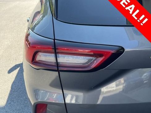 Used 2023 Ford Escape ST-Line image 7